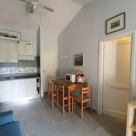 Casa Di Gio - Bilocale Con Giardino Apartment *
