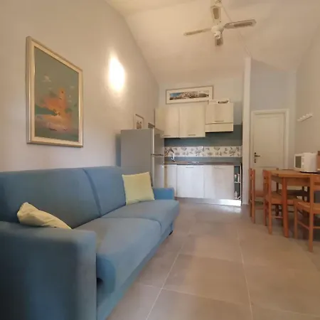 Casa Di Gio - Bilocale Con Giardino Apartmán Porto Pollo