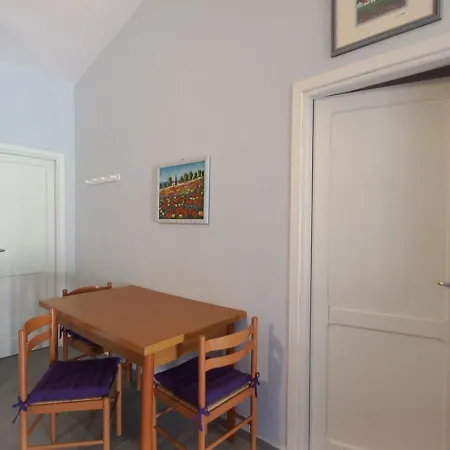 Apartment Casa Di Gio - Bilocale Con Giardino